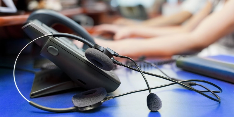 C074 centre appels 04.jpg